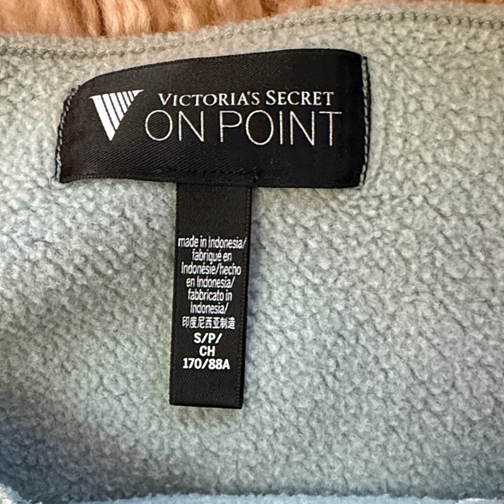 Slouchy Victoria Secret Crop Sweatshirt - Picture 2 of 3